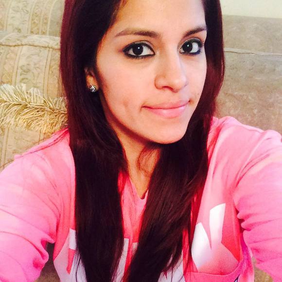 Meet your Posher, Elizet - Picture 1 of 1